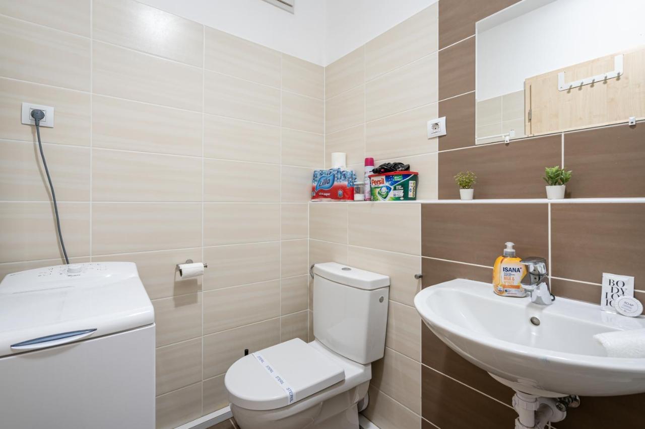 City Center Corvin Suite Apartment Budapest Exterior photo